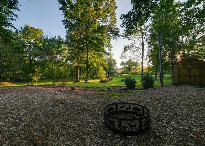 Fall Foliage & Hot Tub Nights: Shawnee Ferienhaus *